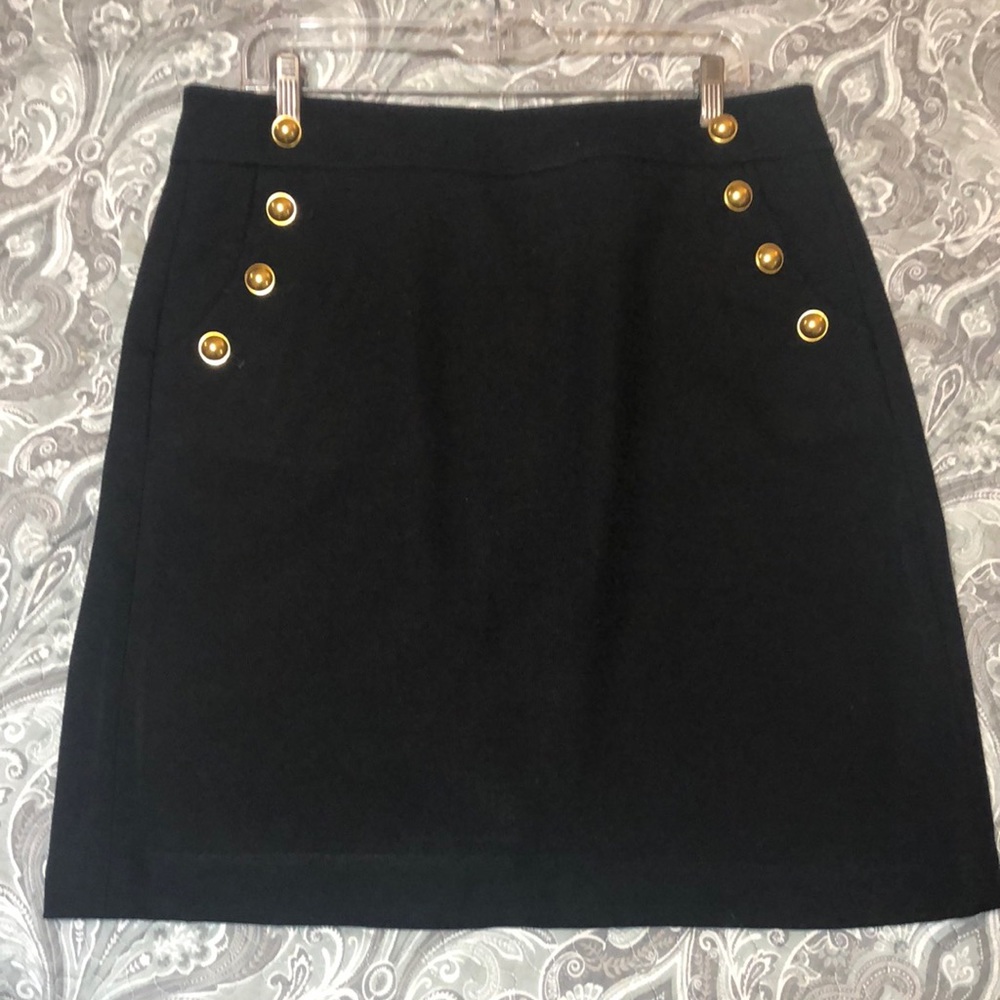 Loft Button trim lined skirt